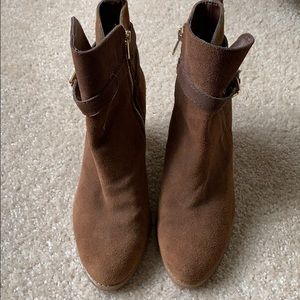 Ralph Lauren brown suede boots in great condition
